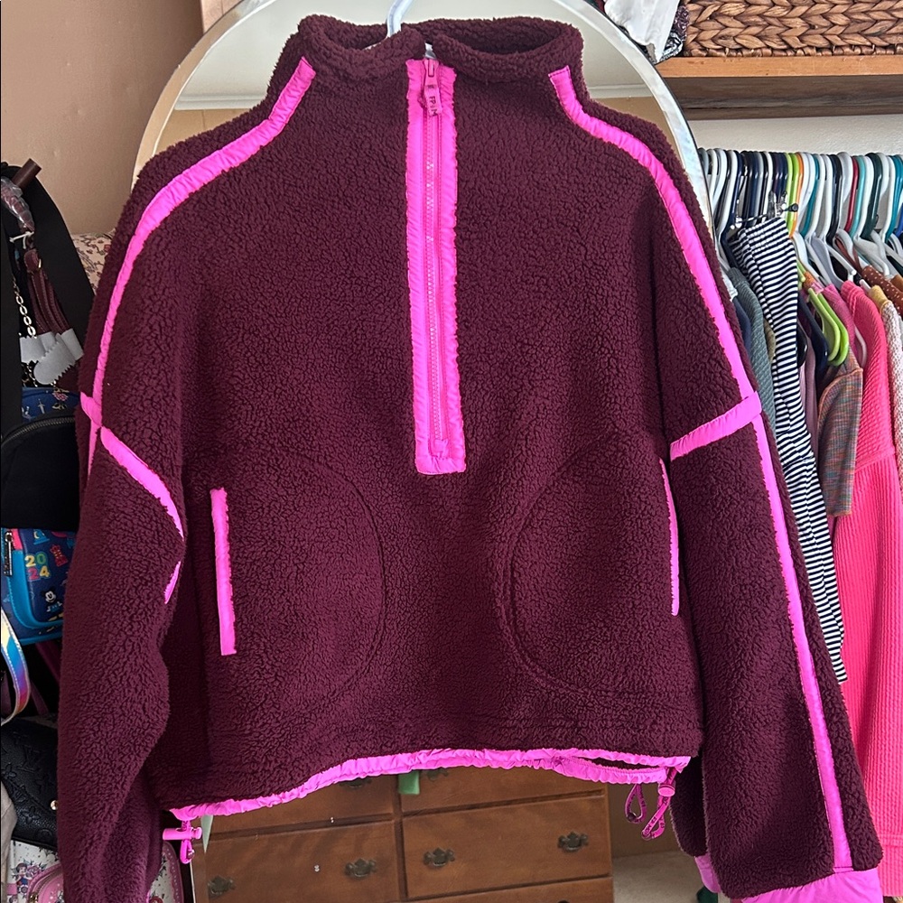 NWOT Free People Mountain High 1/2 Fleece in size SM